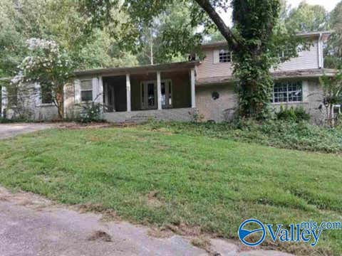 Homes For Sale - 450 Kent Dairy Road<br/> Maylene, AL 35114