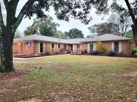 Homes For Sale - 103 Collier Drive<br/> Albertville, AL 35951