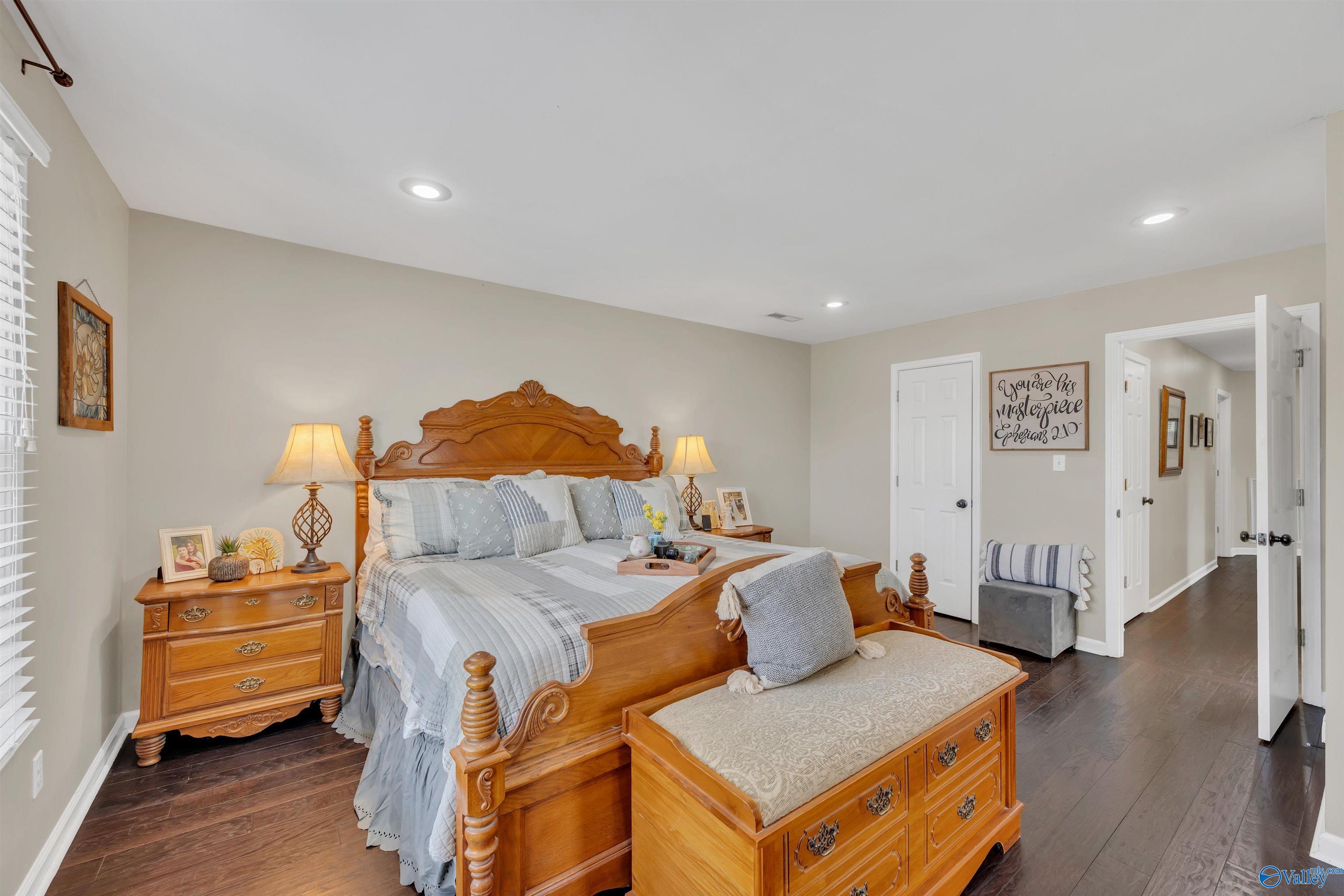 9176 Turtle Point Drive, Killen, Alabama image 34