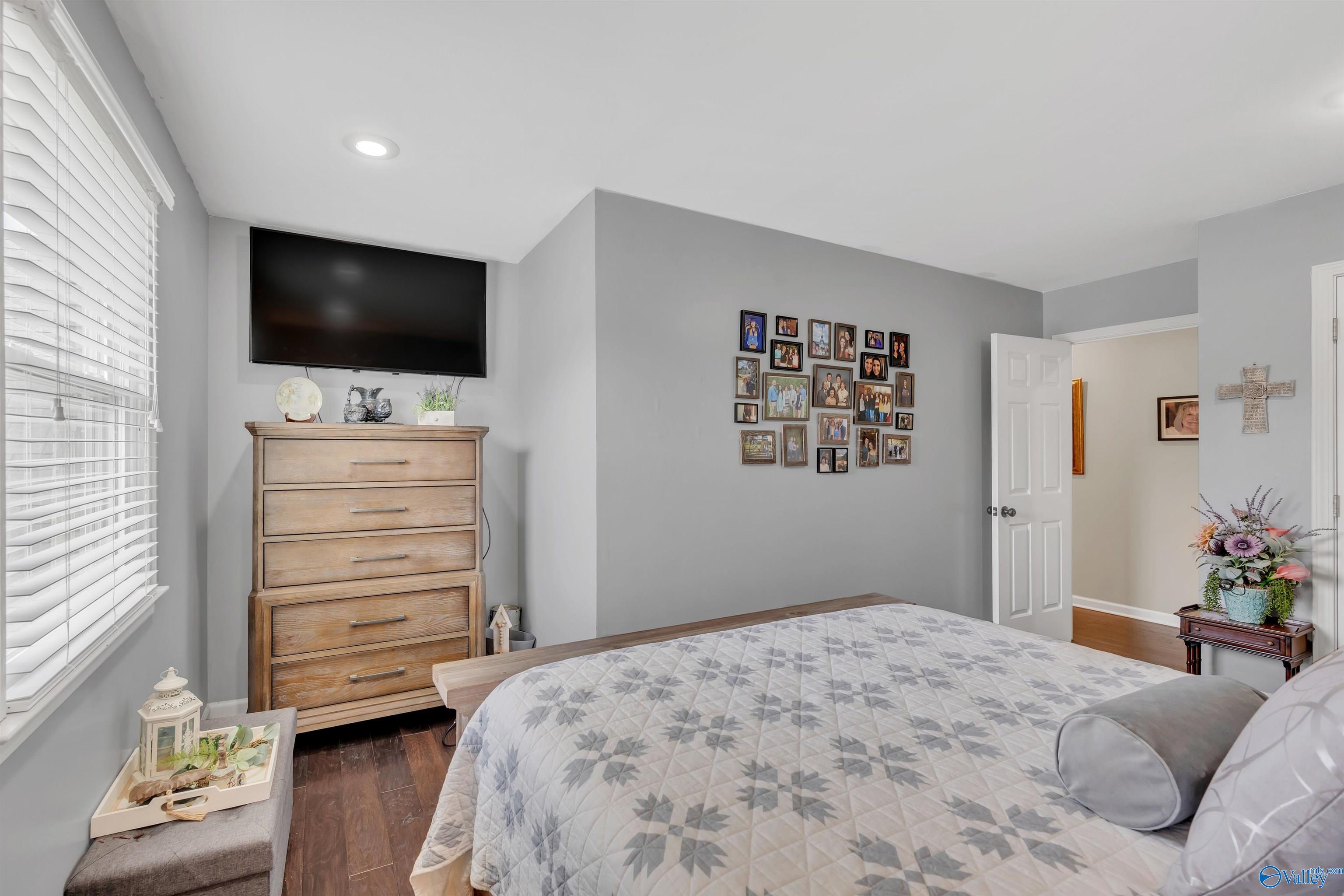 9176 Turtle Point Drive, Killen, Alabama image 31