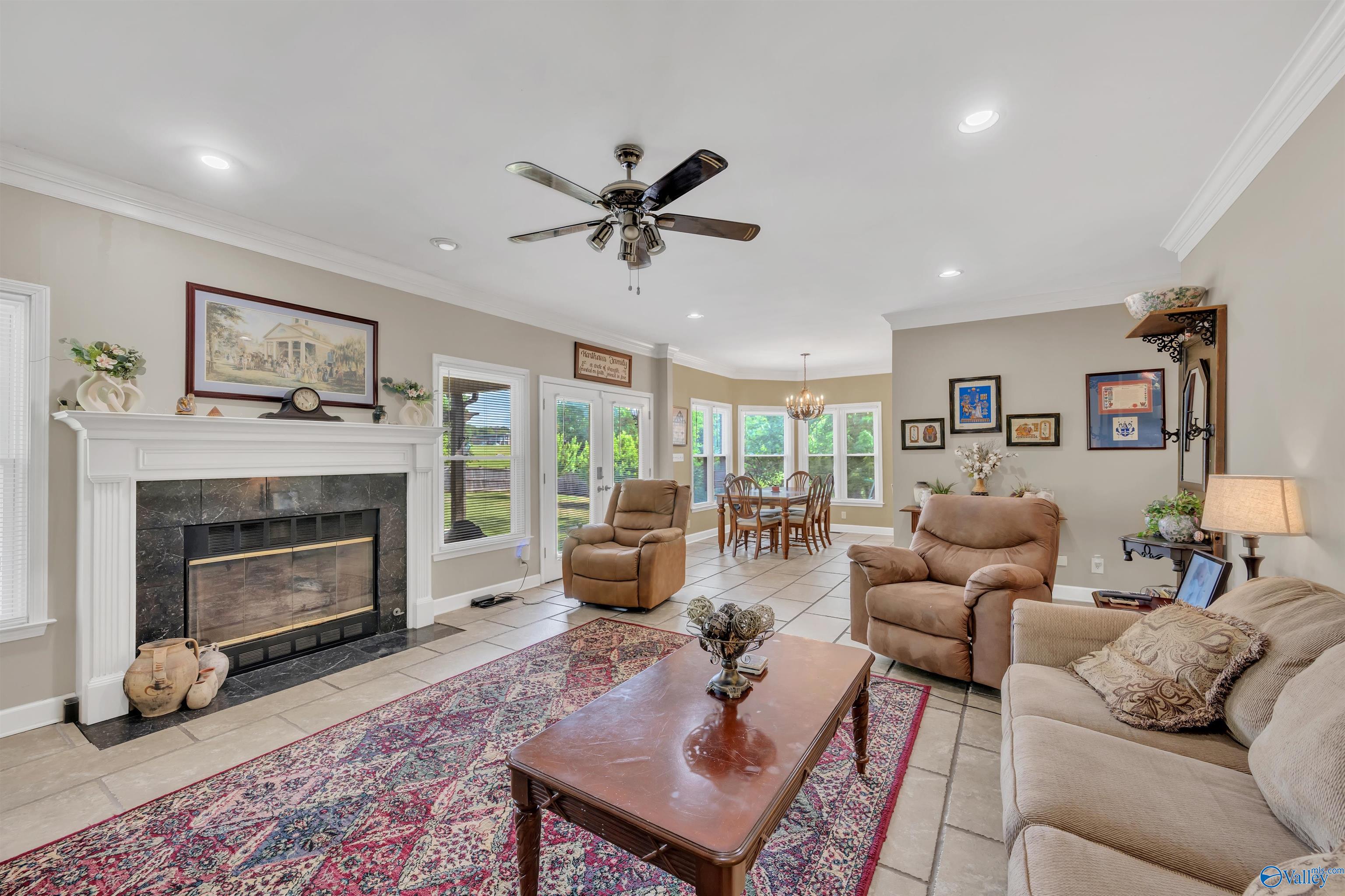 9176 Turtle Point Drive, Killen, Alabama image 18