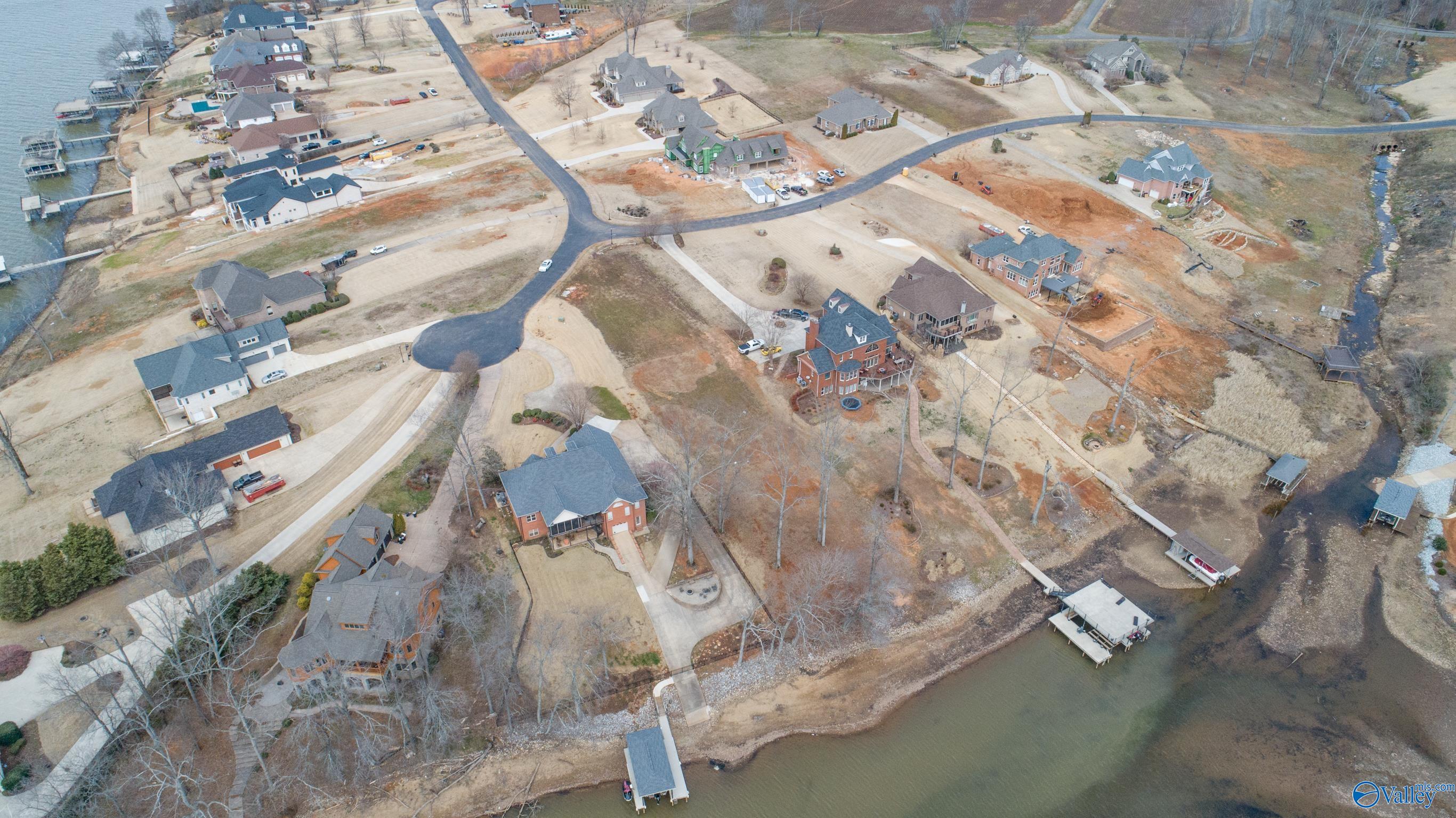 18 Brigadoon Drive, Athens, Alabama image 14