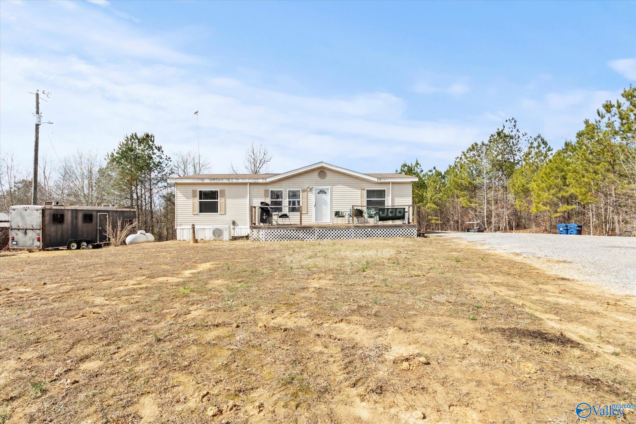 5565 Rock Springs Road, Gadsden, Alabama image 2