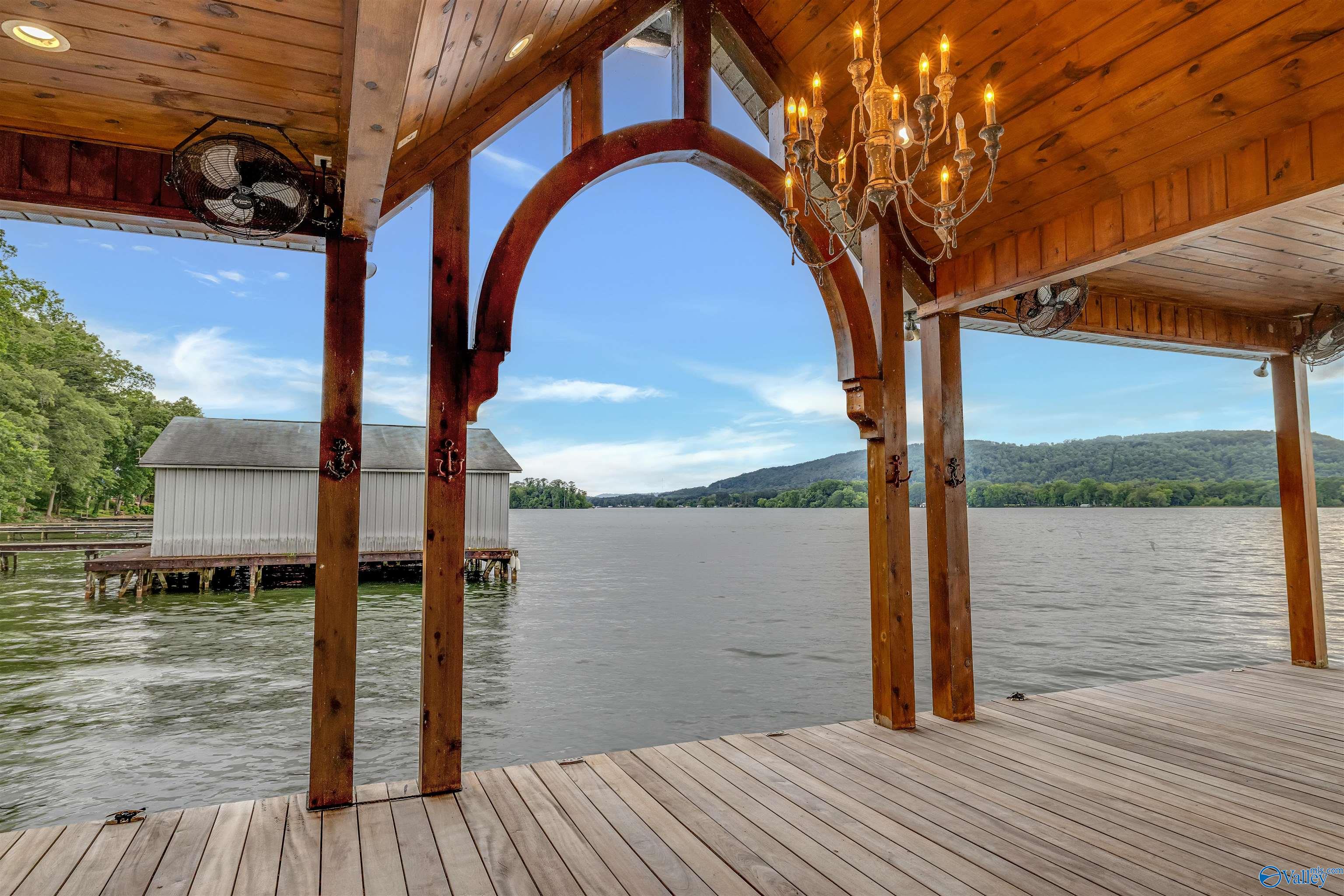 562 Skyline Shores Drive, Scottsboro, Alabama image 46
