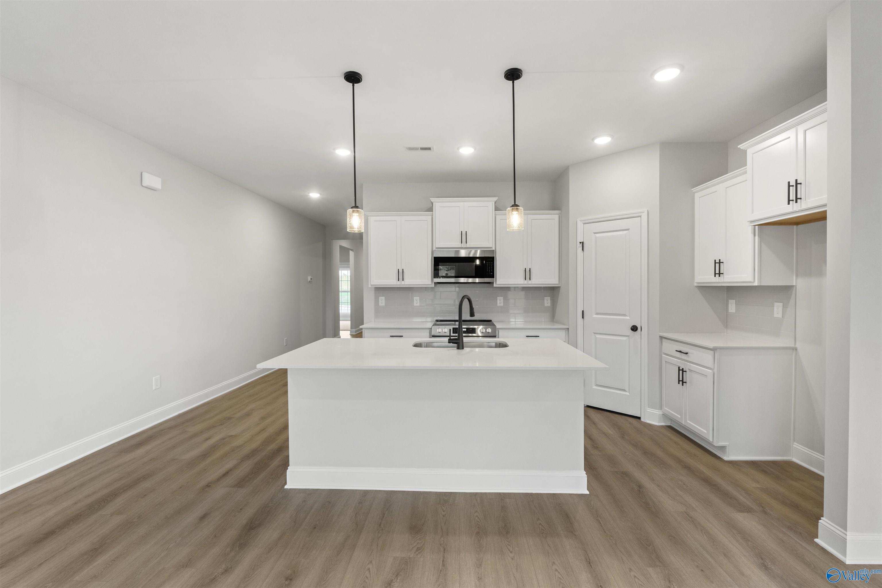 149 River Springs Court, New Market, Alabama image 3