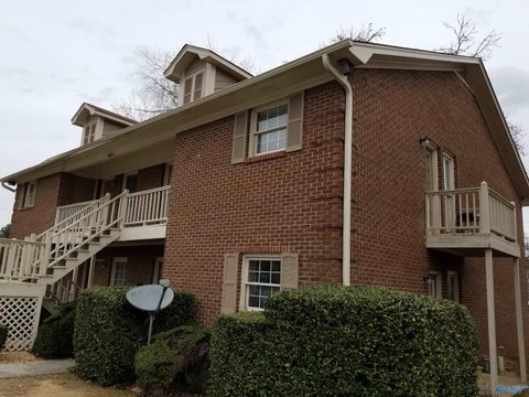 Apartment For Rent - 6218 Robinhood Lane #C<br/> Madison County, Huntsville, AL 35806