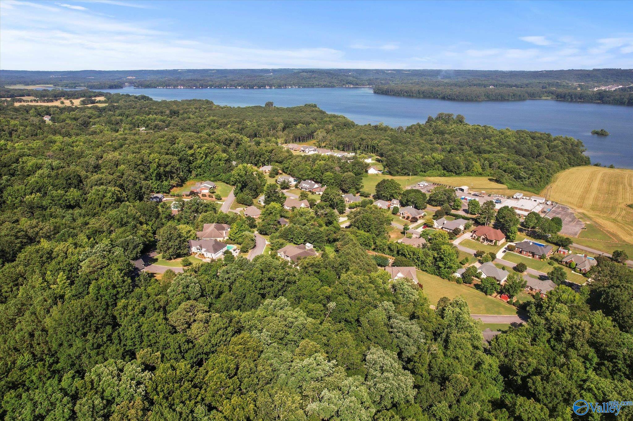 Lot 27 & 28 Hualapai Lane, Guntersville, Alabama image 8