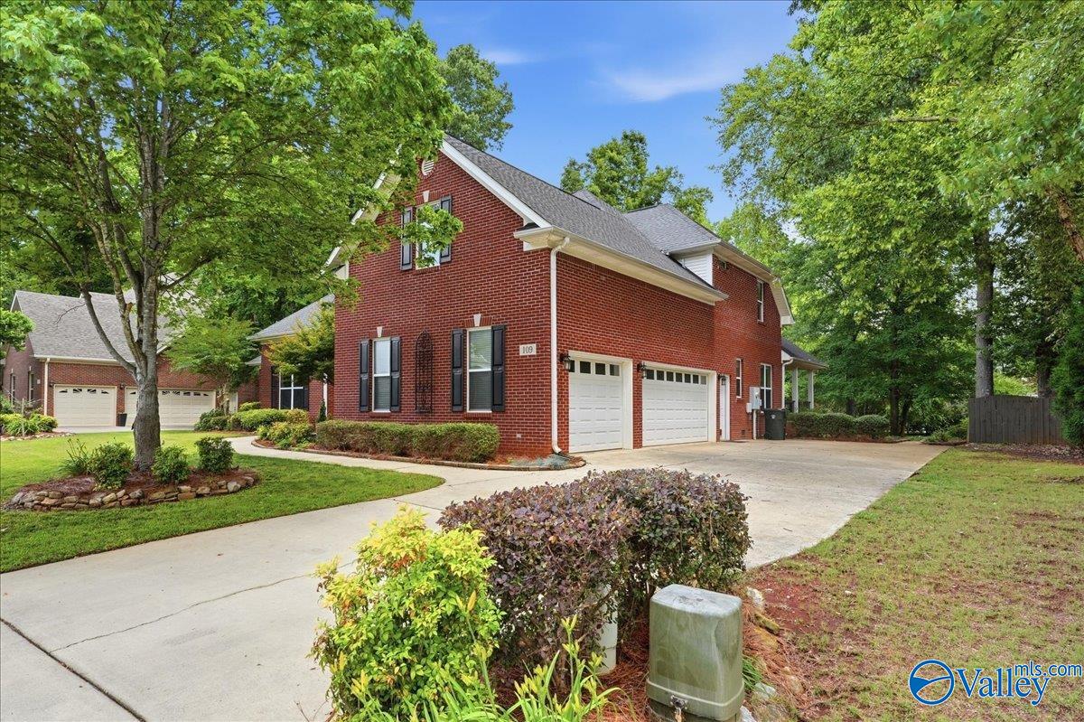 109 South Brook Place