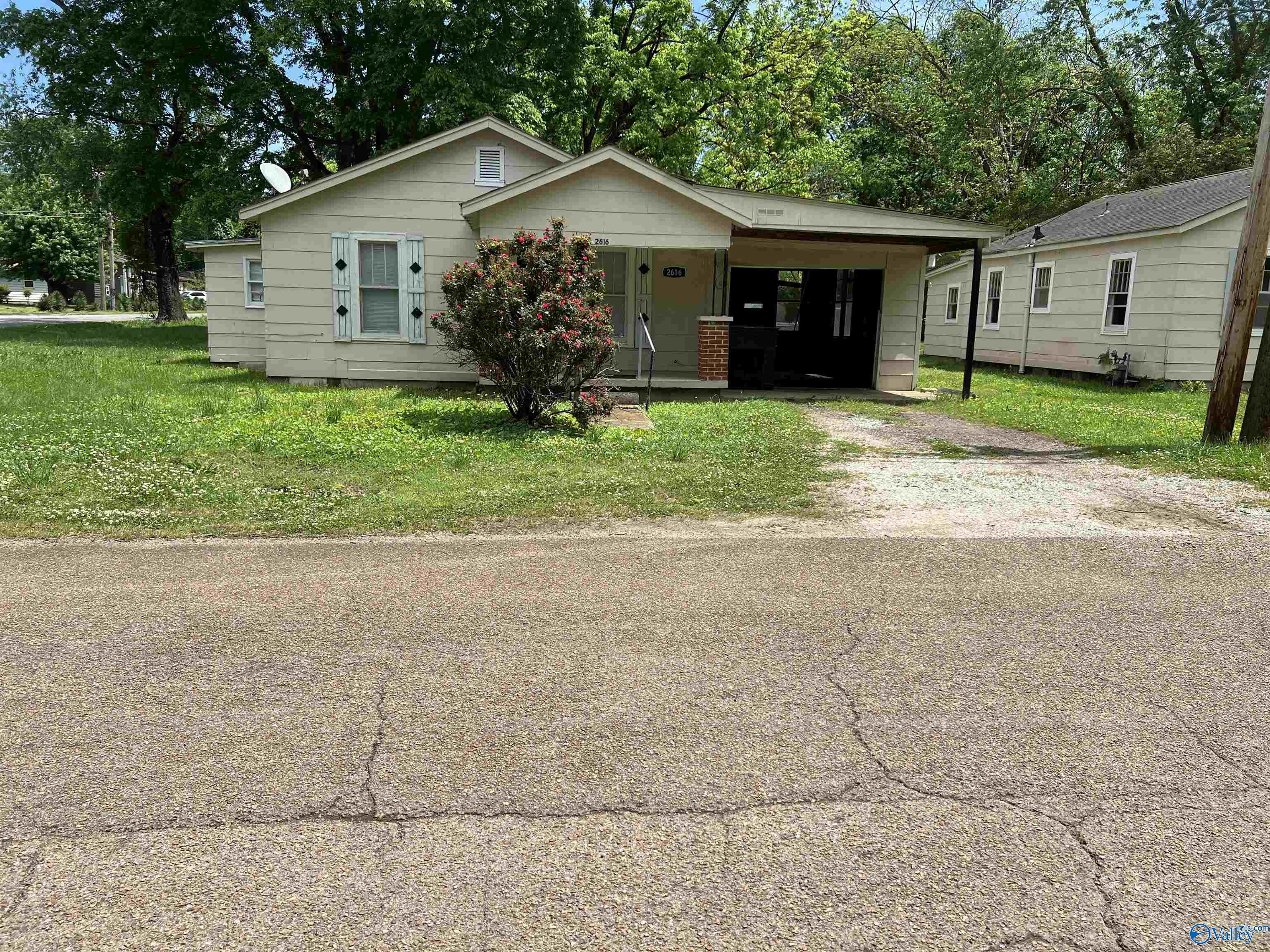 2616 Huntsville Street, Huntsville, Alabama image 1
