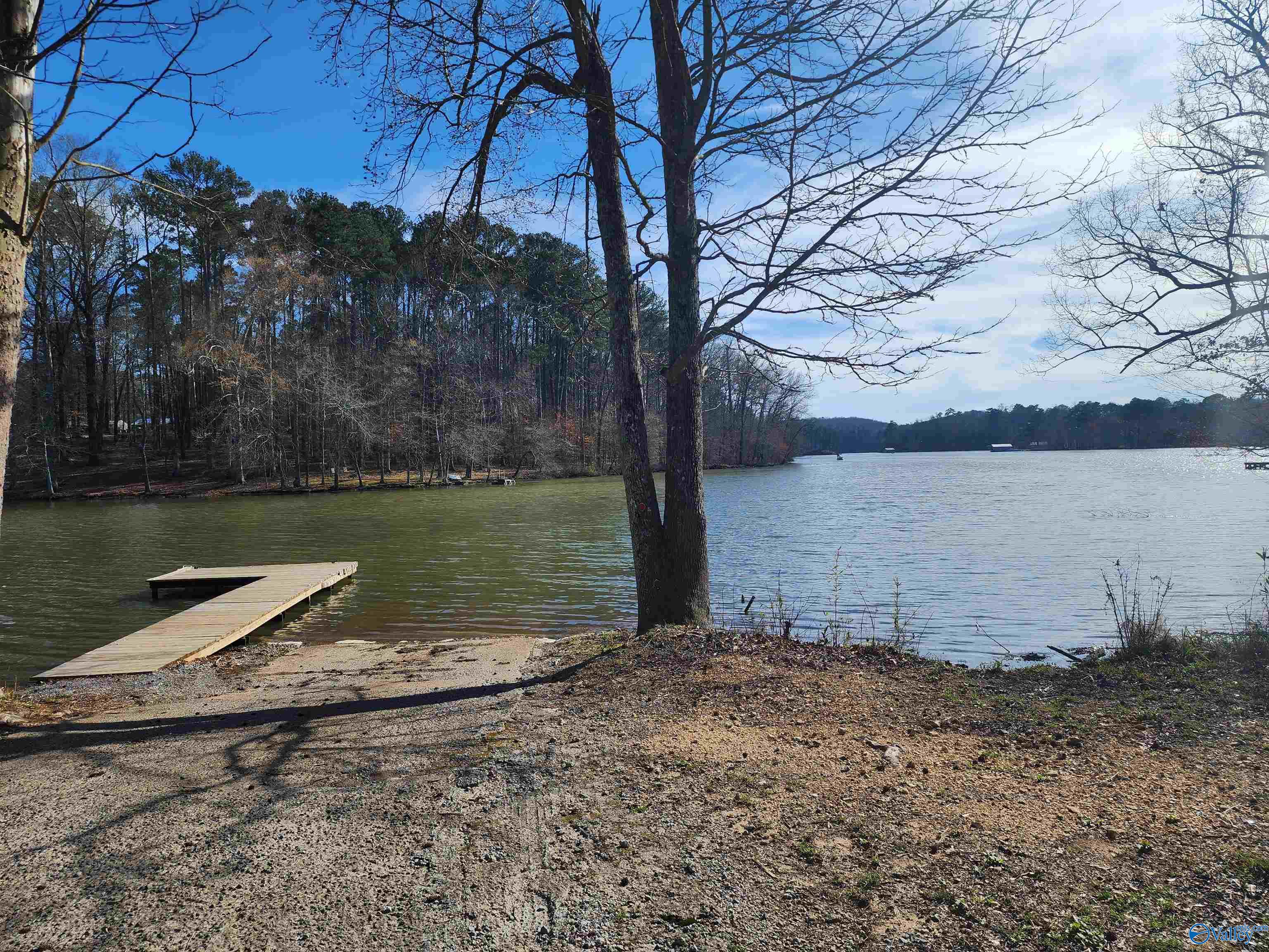 2010 Holiday Shores Road, Scottsboro, Alabama image 9