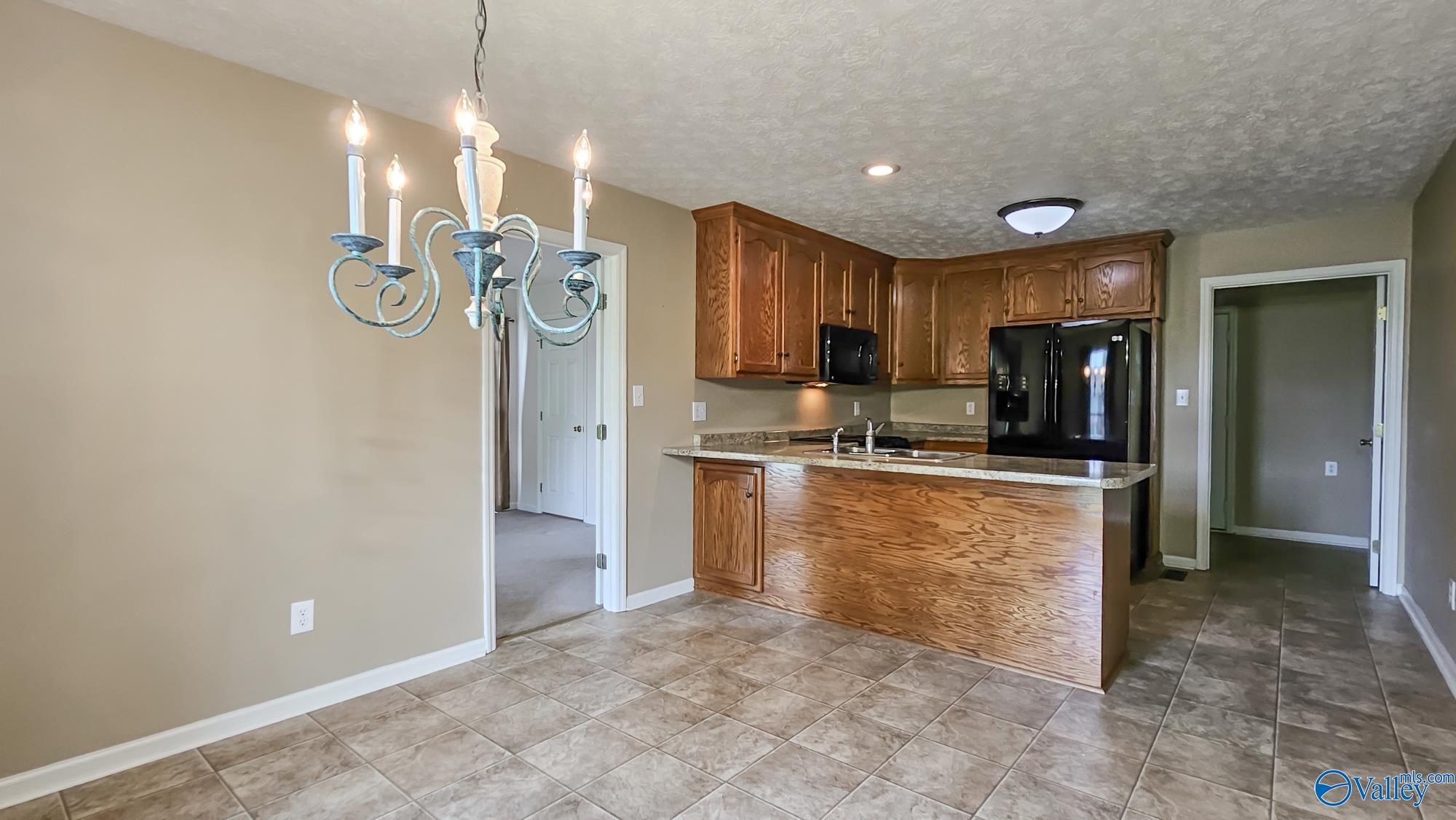 1108 Winston Drive, Athens, Alabama image 11