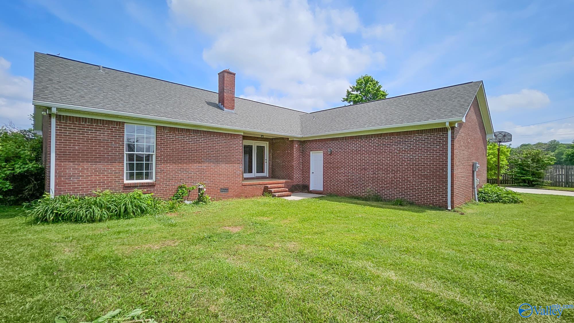 1108 Winston Drive, Athens, Alabama image 28