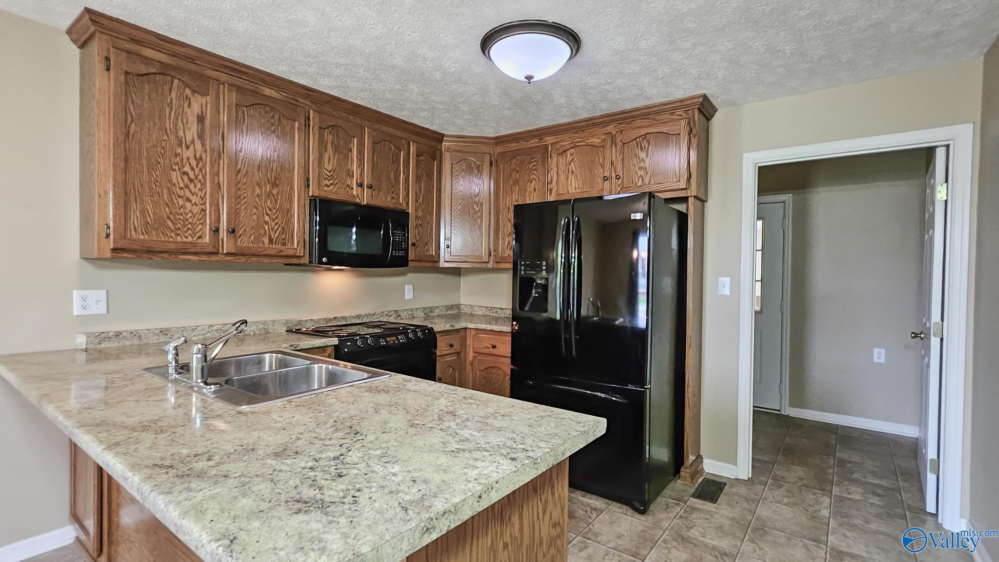 1108 Winston Drive, Athens, Alabama image 10