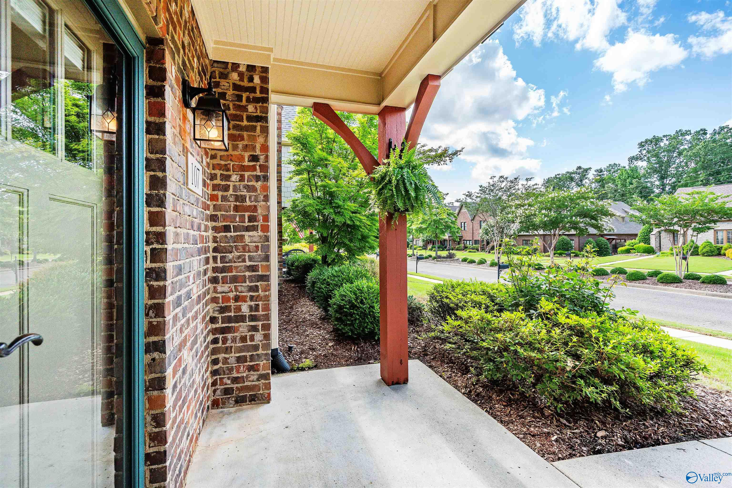 107 Bell Tower Lane, Huntsville, Alabama image 4
