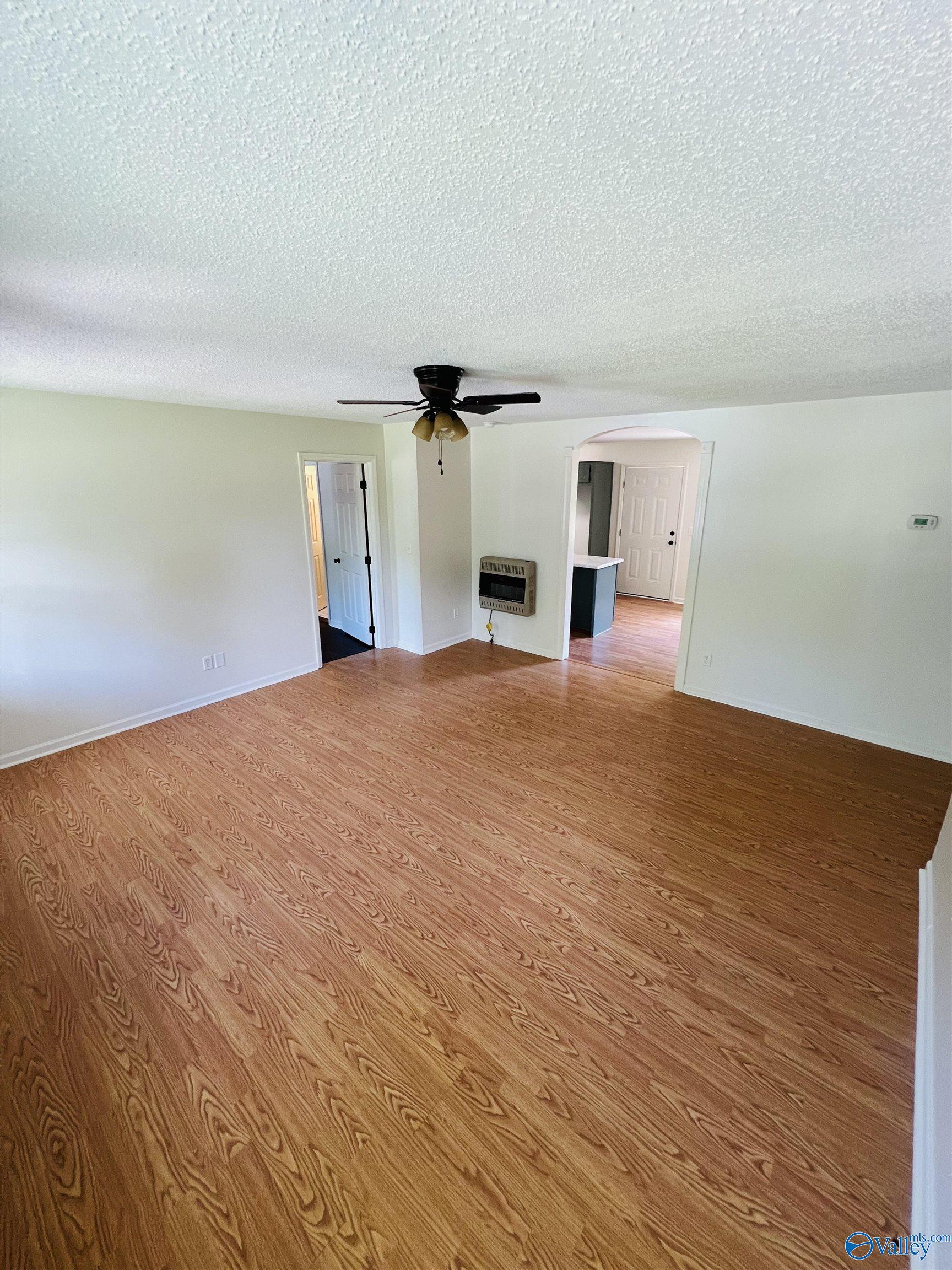 214 Cottonwood Circle, Boaz, Alabama image 3