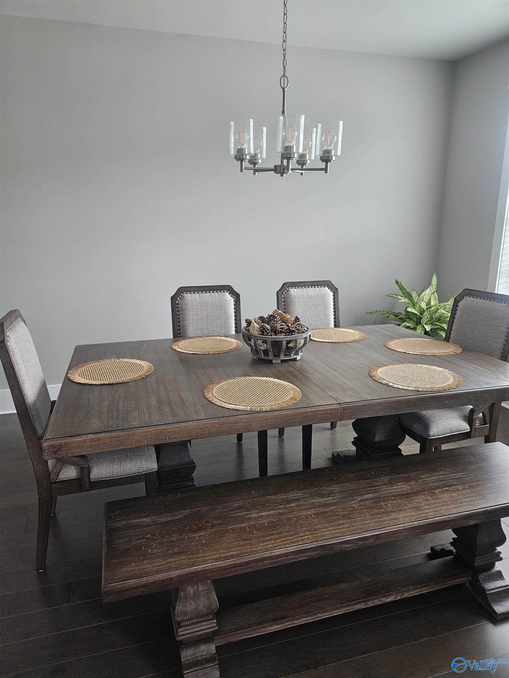 3210 Mcclellan Way SE