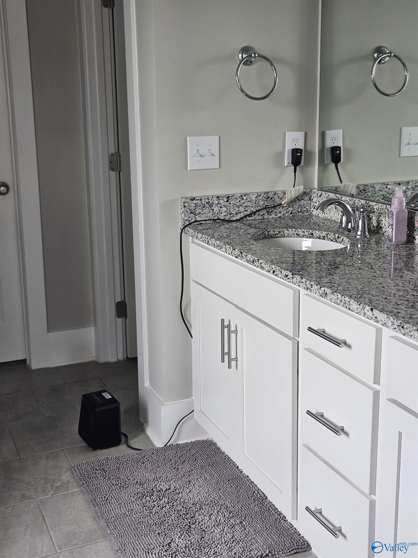 3210 Mcclellan Way SE