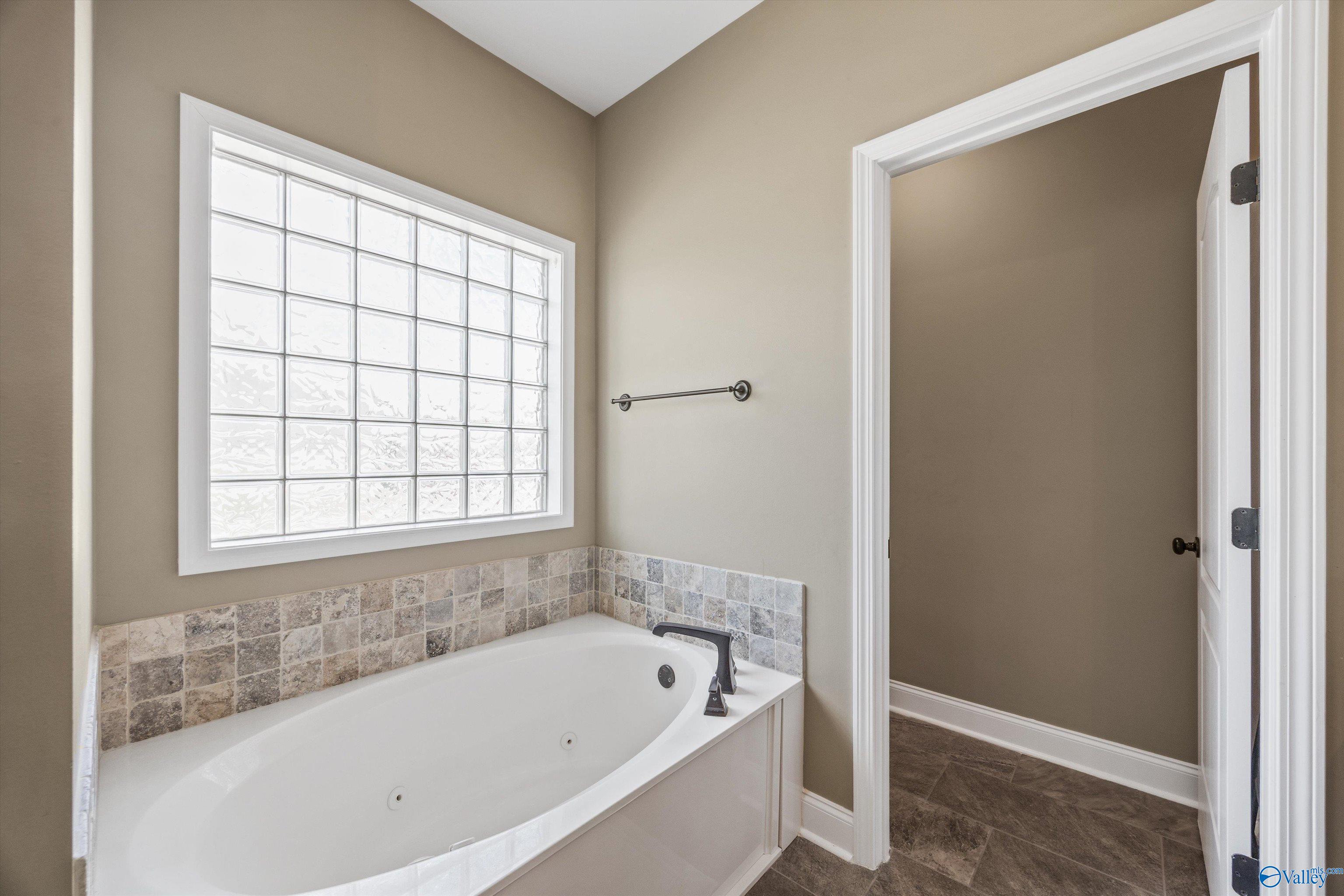 7604 Stillhaven Court, Owens Cross Roads, Alabama image 19