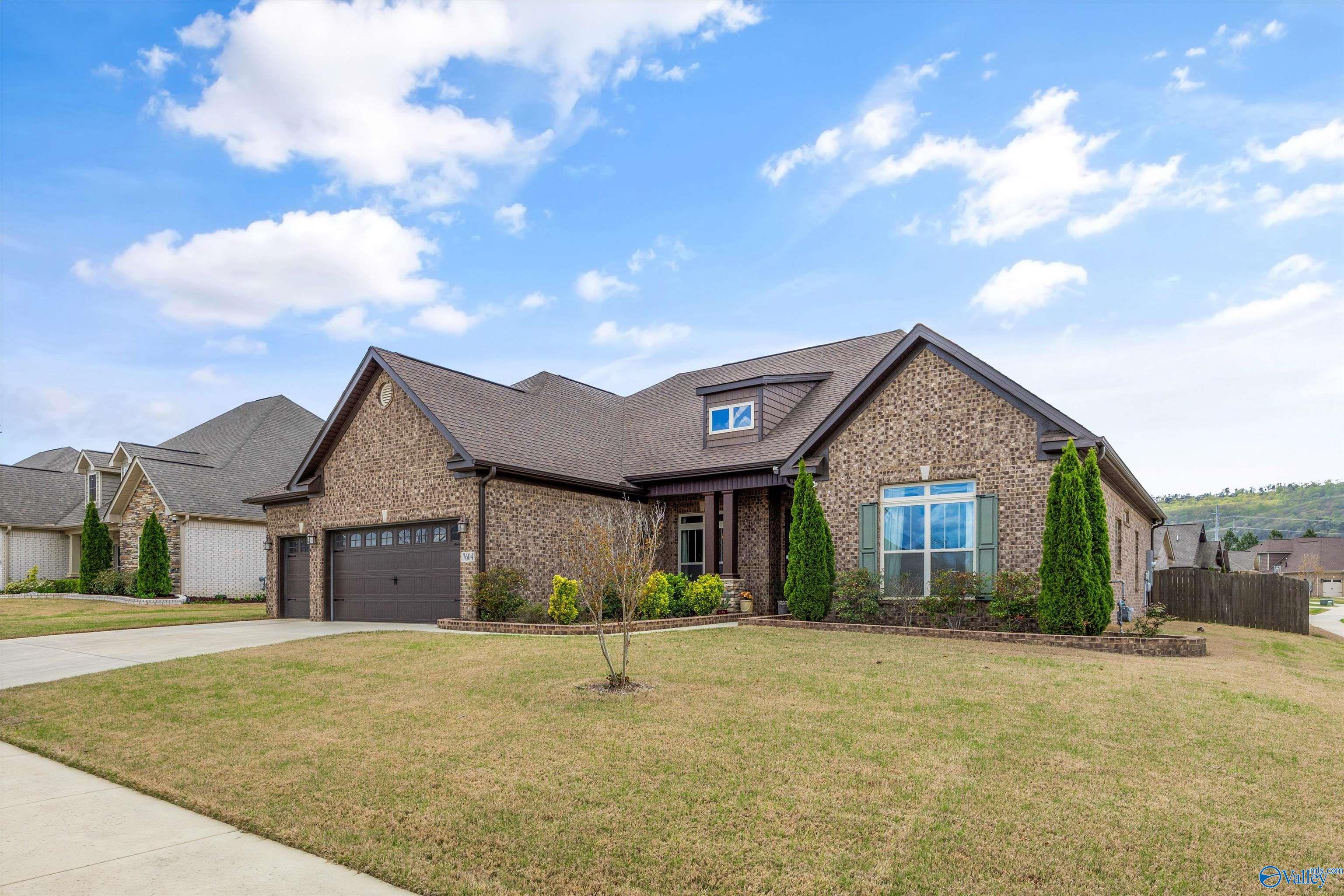 7604 Stillhaven Court, Owens Cross Roads, Alabama image 3