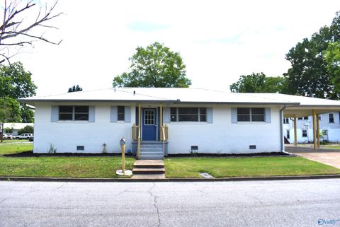 Homes For Sale - 210 S 9th Street<br/> Gadsden, AL 35903