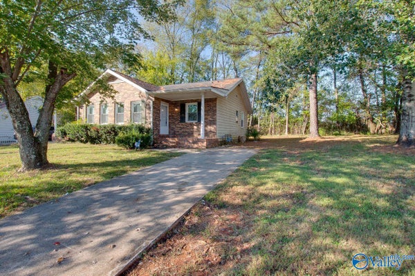 2705 WILSON DR NW # B, HUNTSVILLE, AL 35816 - Image 6d98b2f80213f7e32502c08200000ae7/1452448260