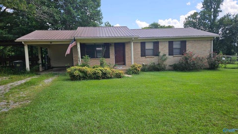 Homes For Sale - 8189 Hwy 36<br/> Morgan County, Laceys Spring, AL 35754