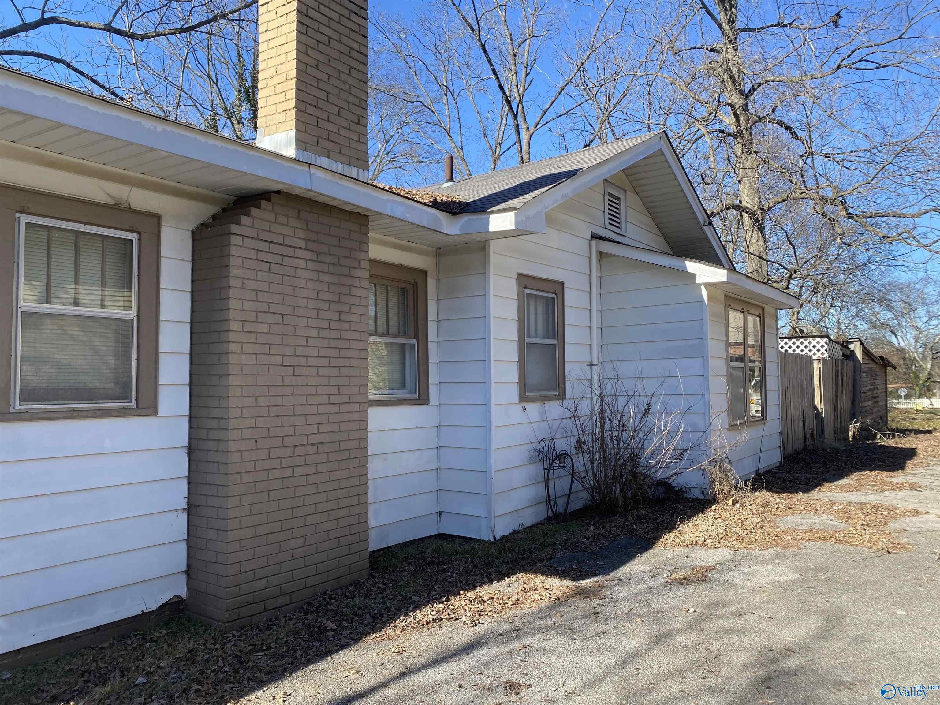 409 Washington Street