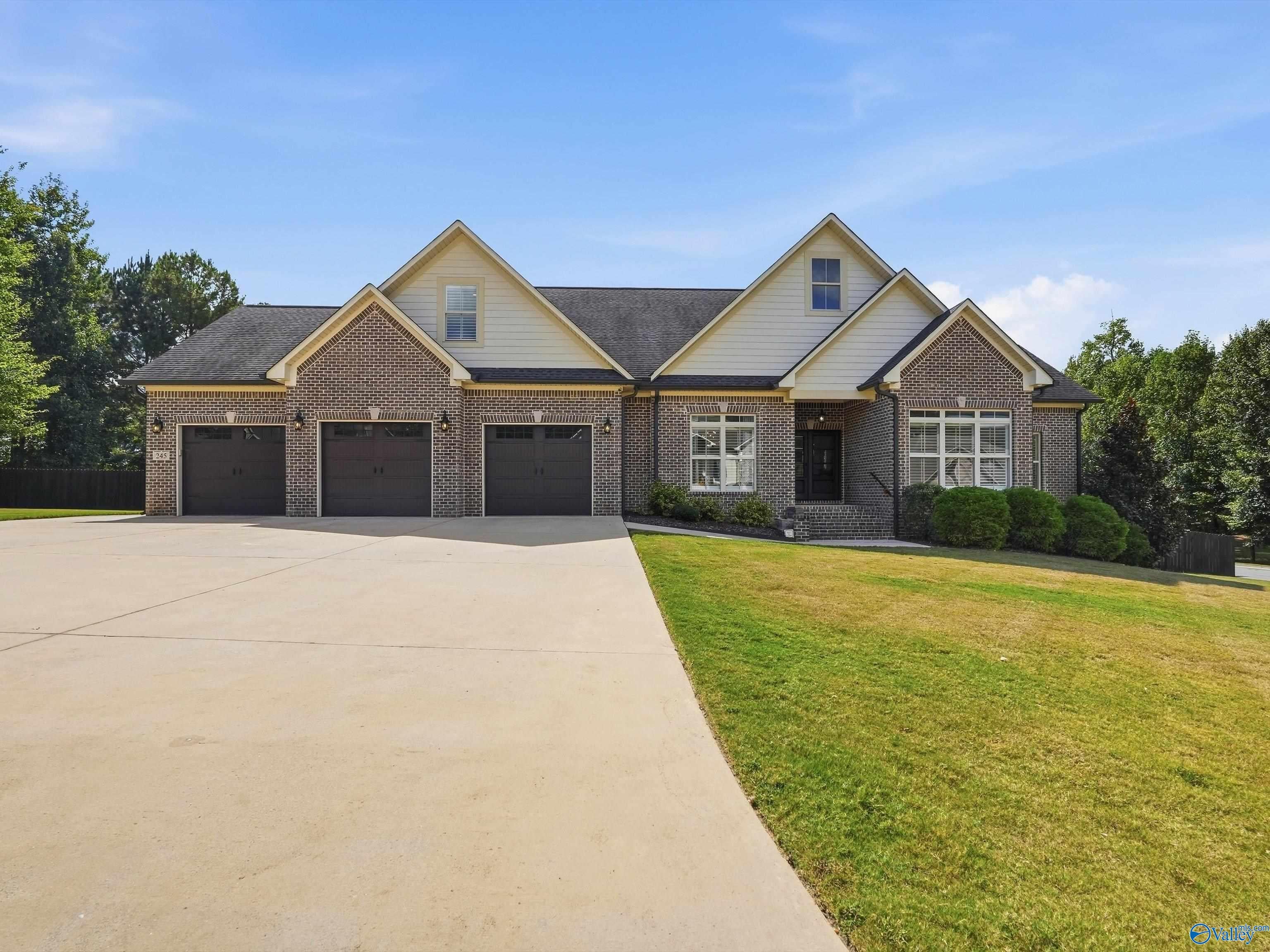 245 Greystone Pass