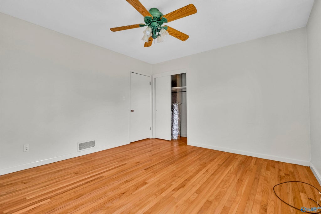 1131 Bellevue Drive photo 30