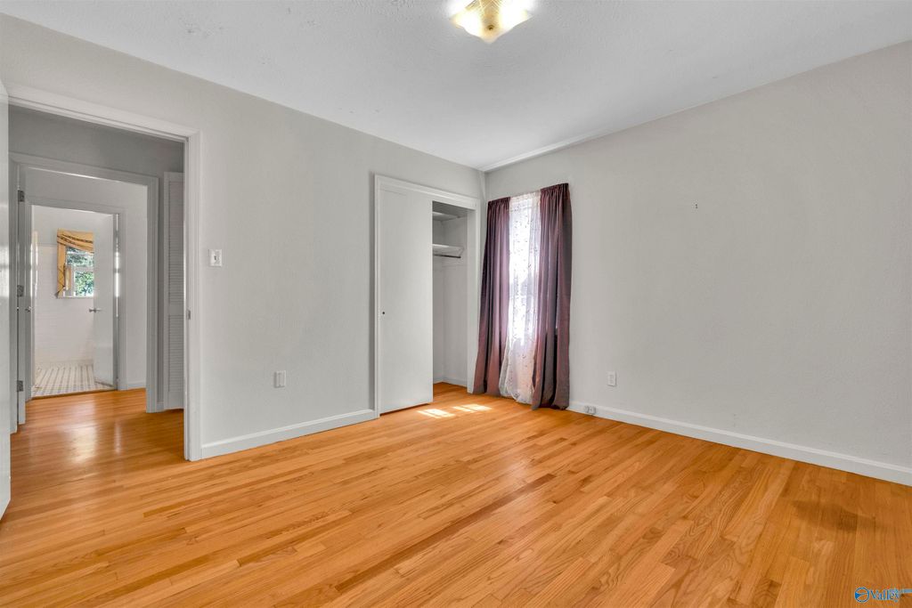 1131 Bellevue Drive photo 35