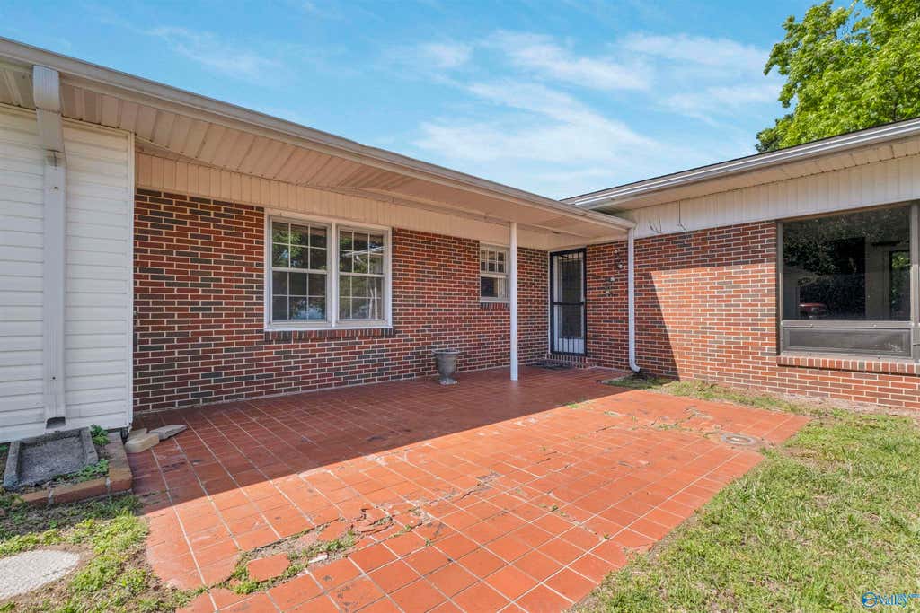 1131 Bellevue Drive photo 43