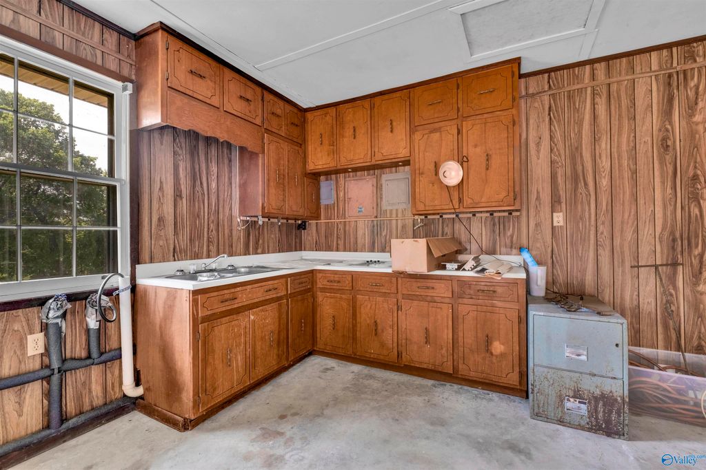 1131 Bellevue Drive photo 44