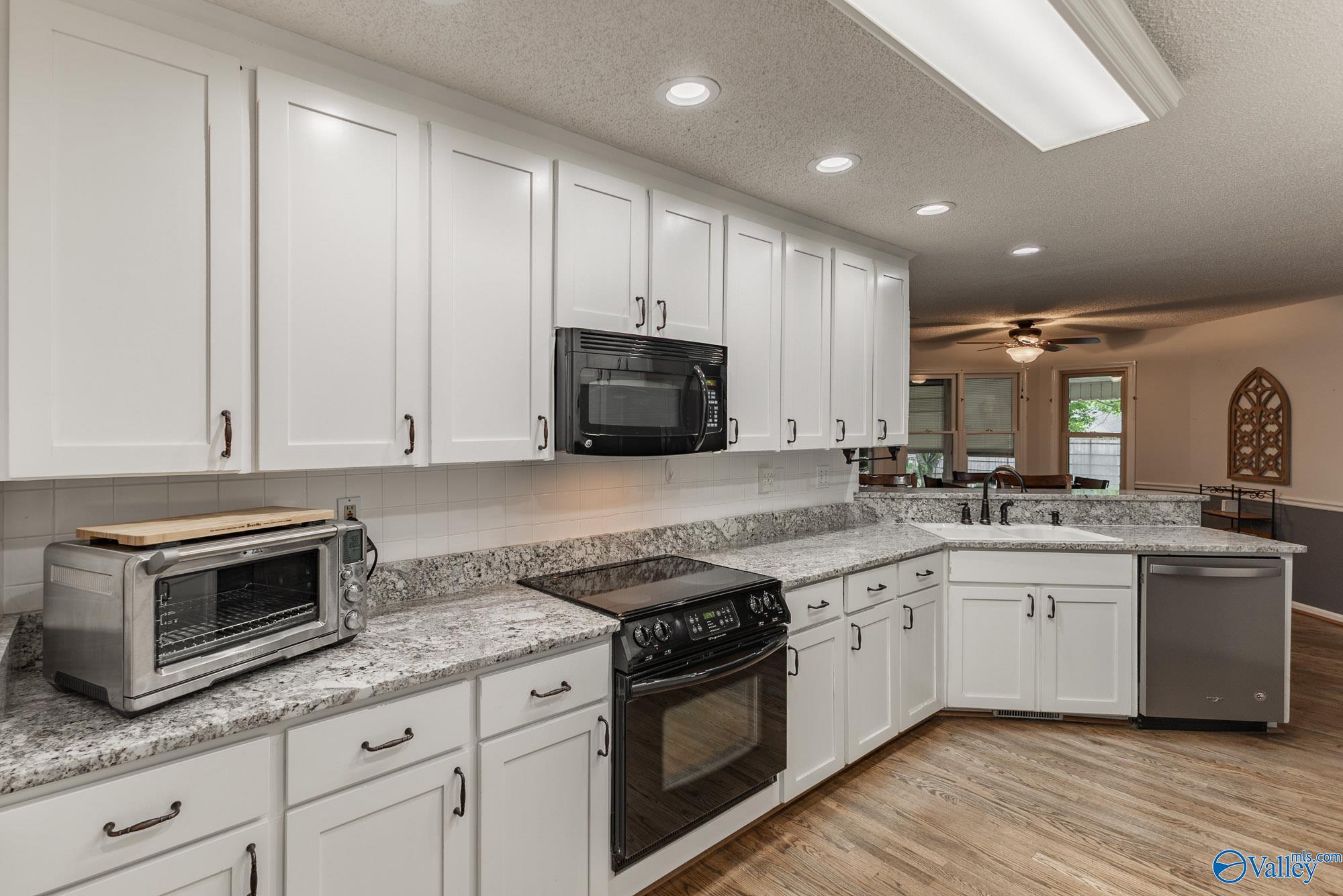 310 Natchez Trail, Huntsville, Alabama image 8