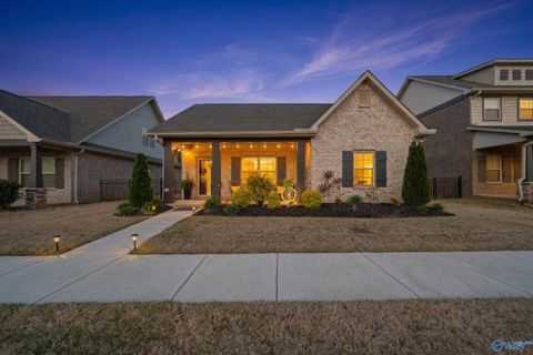 Homes For Sale - 17705 Eastmoor Street<br/> Limestone County, Athens, AL 35611