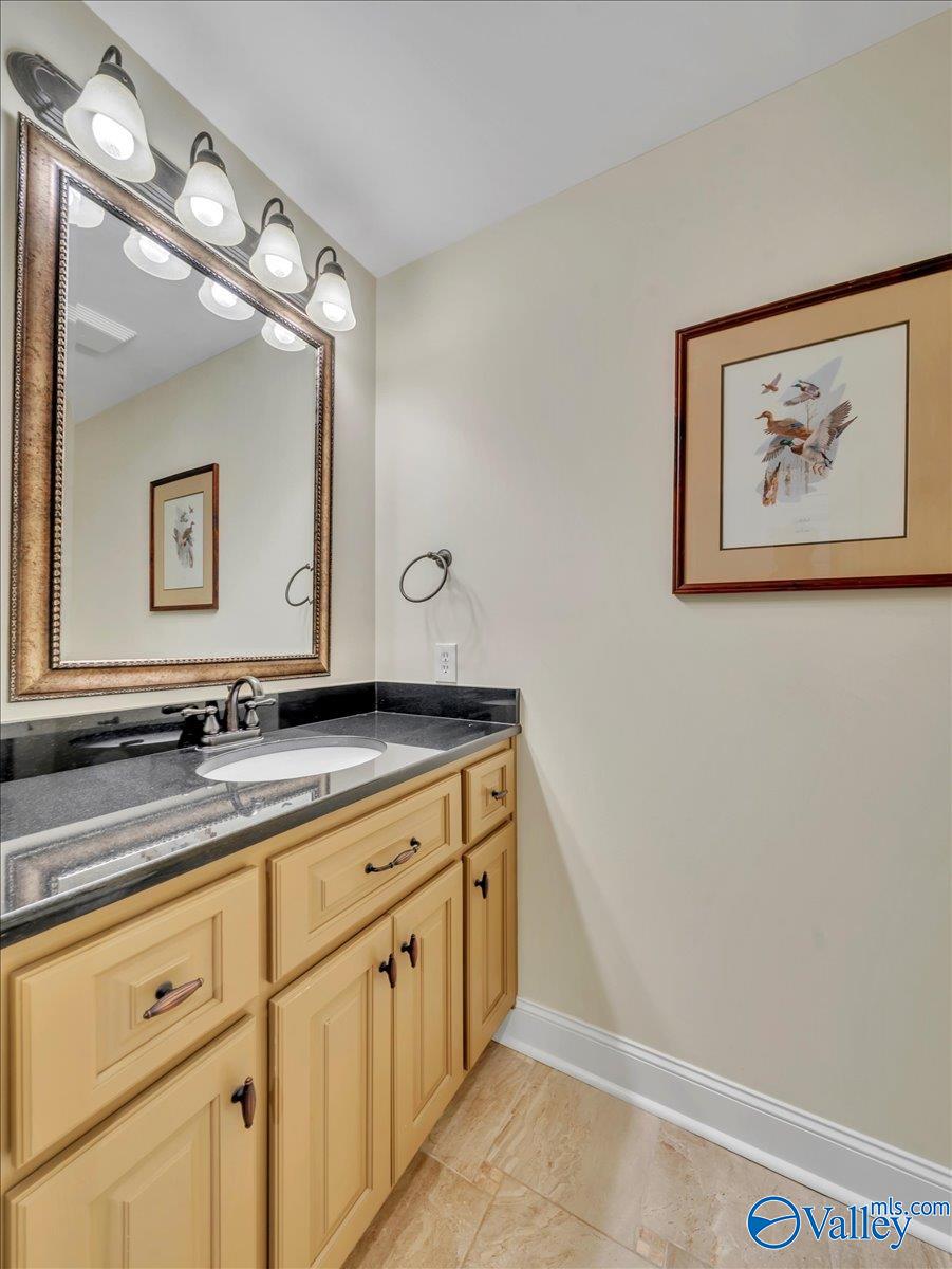 6403 NW Dunnavant Place, Huntsville, Alabama image 39