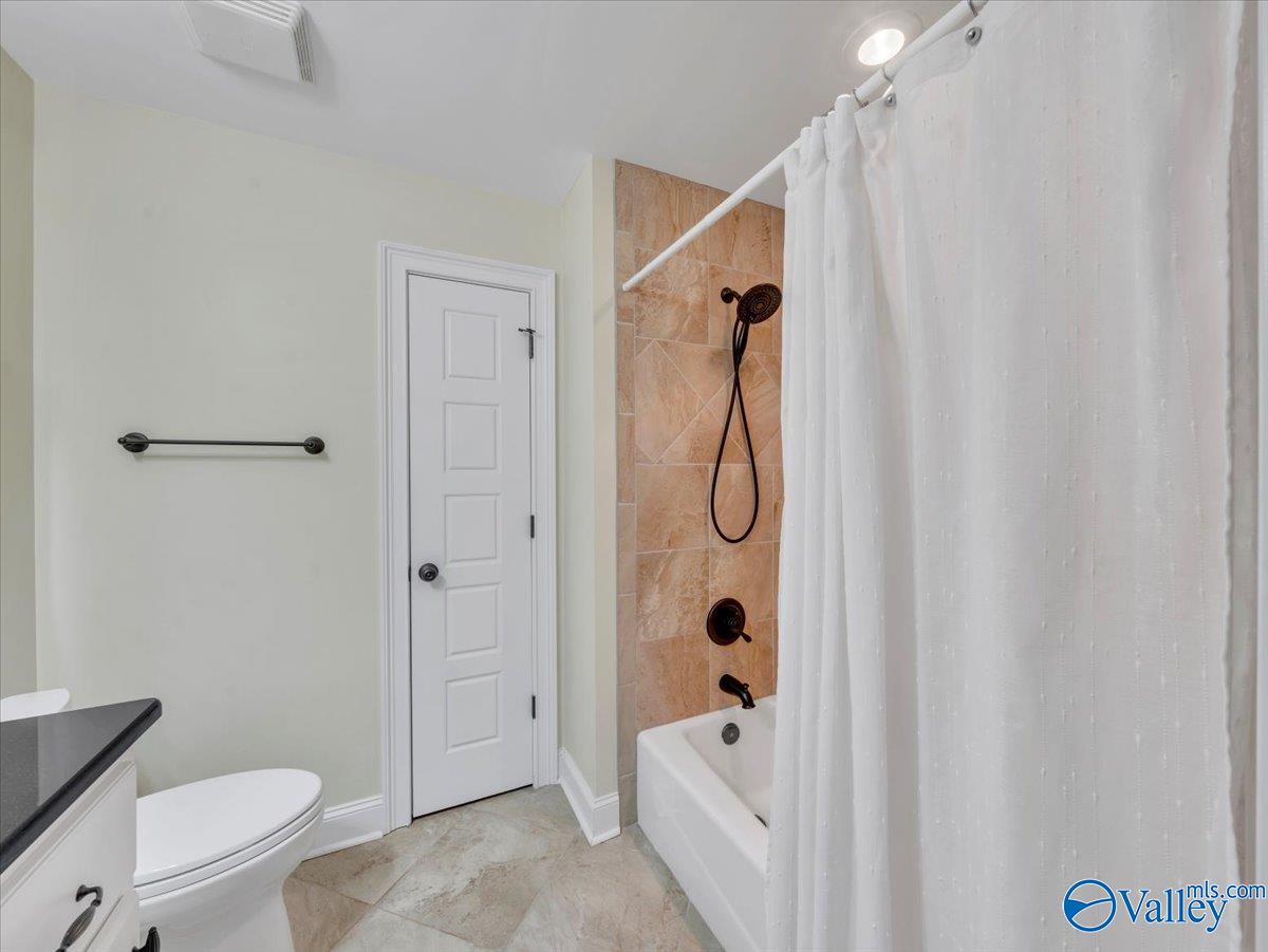 6403 NW Dunnavant Place, Huntsville, Alabama image 36