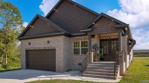 Photo of 444 Ranch Road, Rainsville, AL 35986 (MLS # 21900892)