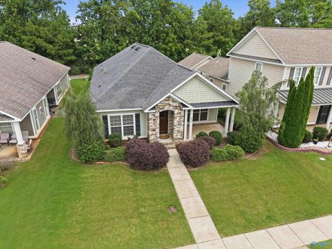 Homes For Sale - 6439 Lincoln Park Place<br/> Huntsville, AL 35806
