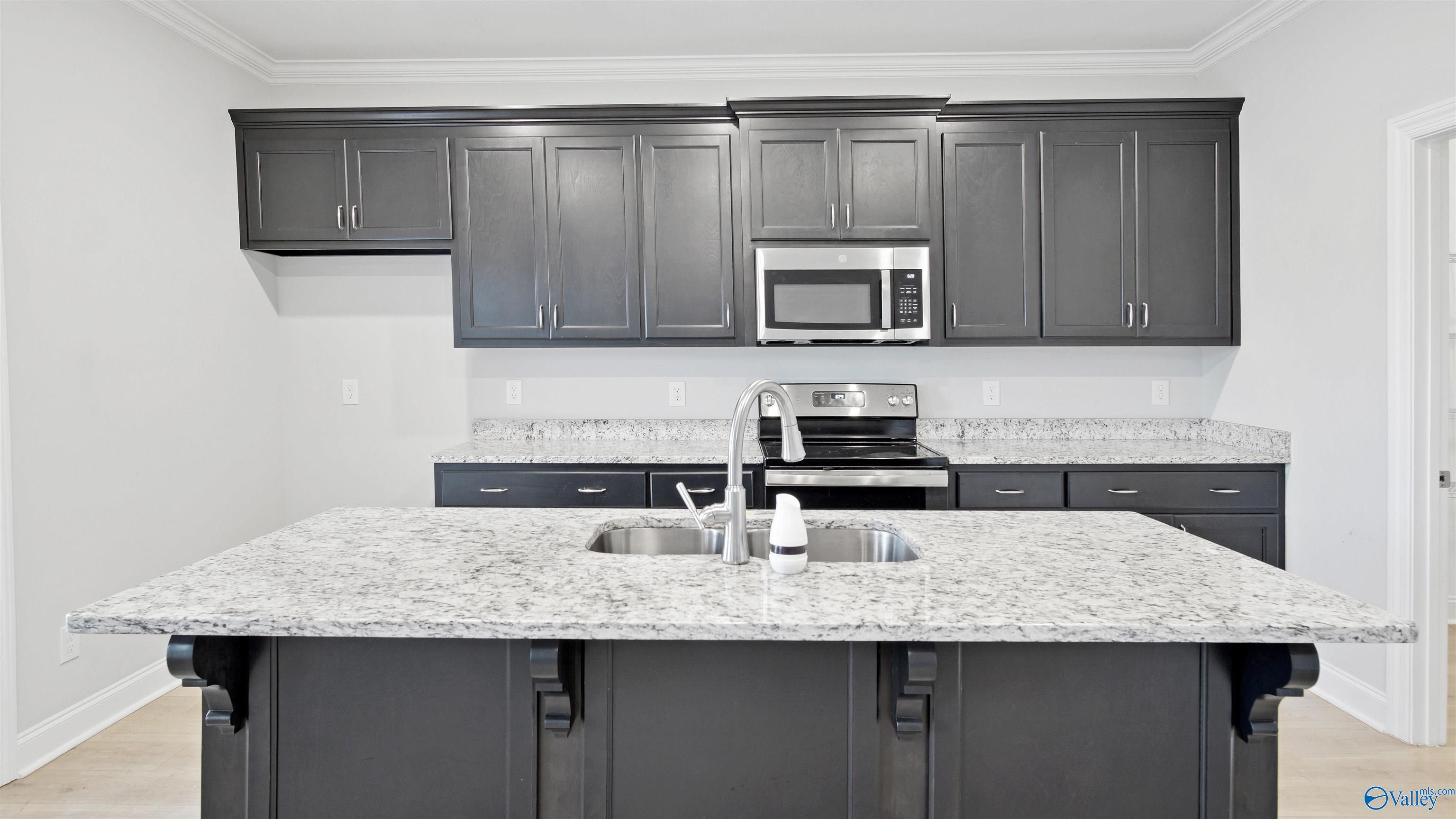 114 Harvest Moon Drive, Harvest, Alabama image 2