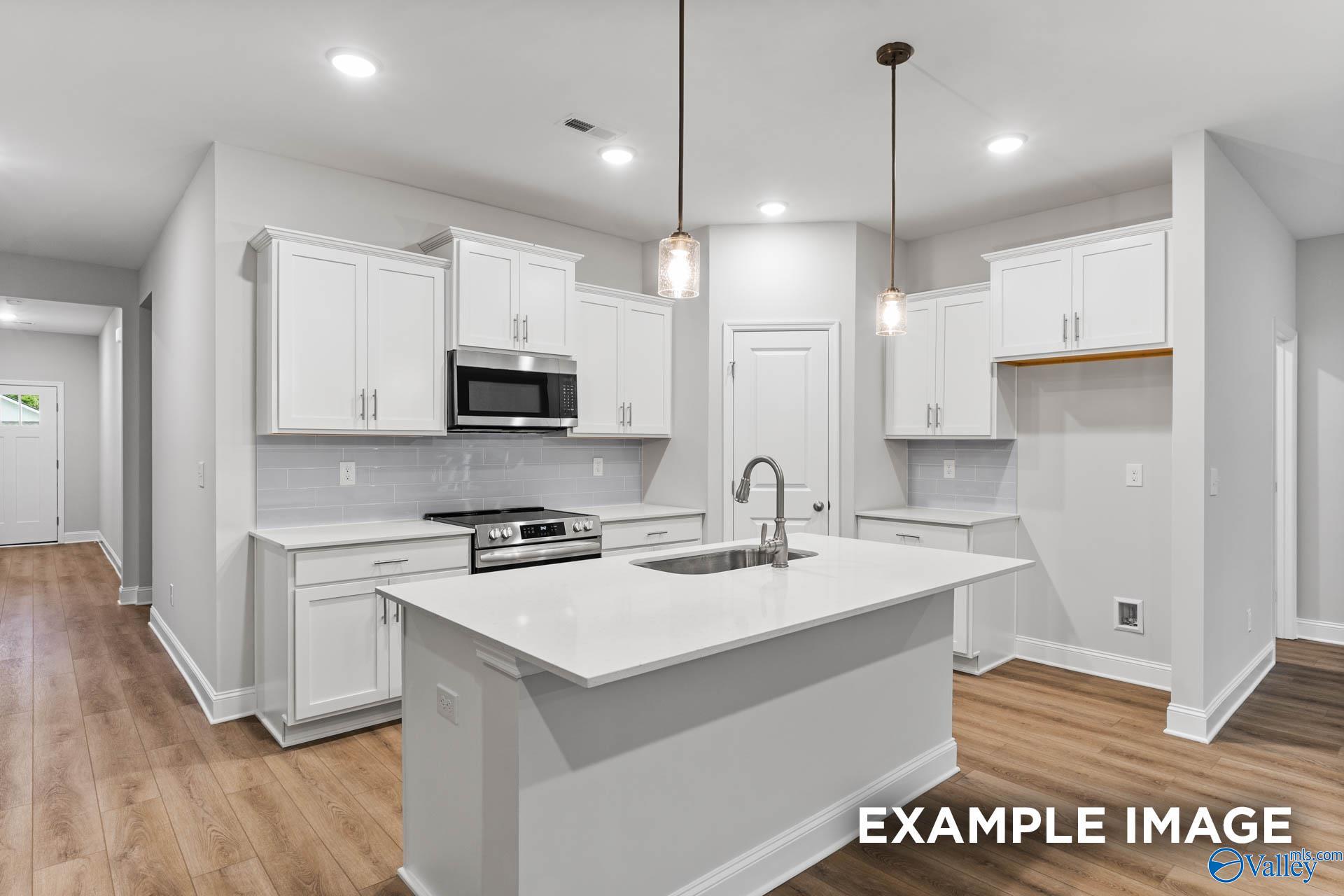 225 Jerrie Lynn Boulevard