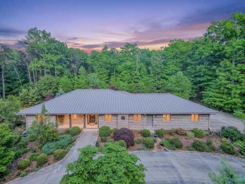 Homes For Sale - 5051 Willow Drive<br/> Huntsville, AL 35803