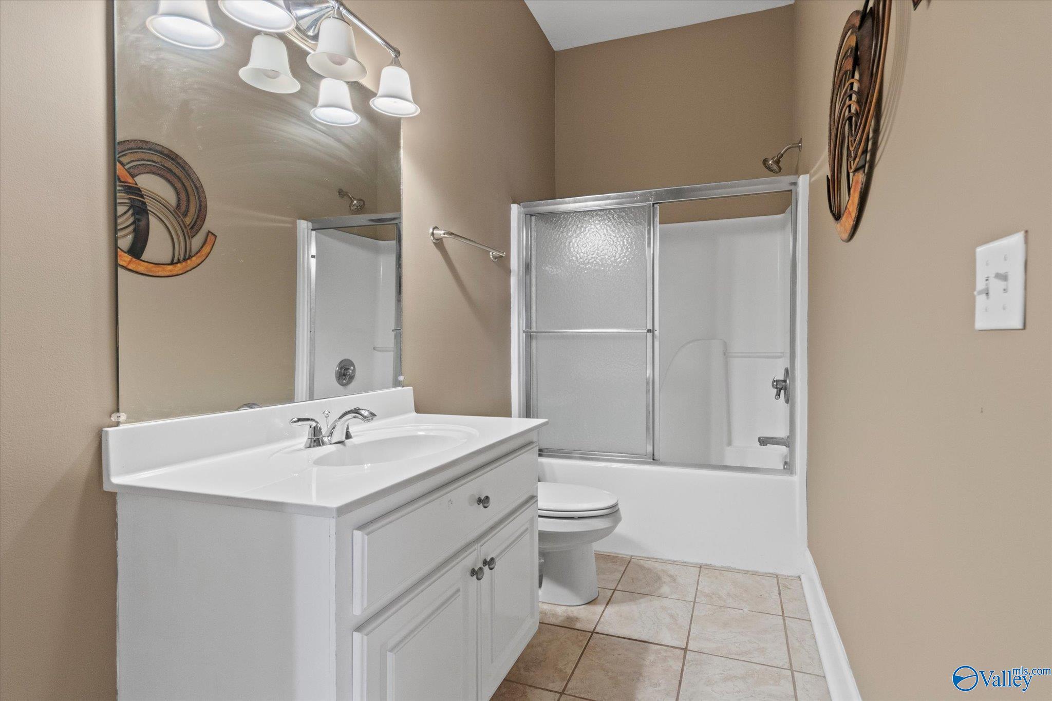 6122 Bay Hill Drive #111, Athens, Alabama image 16