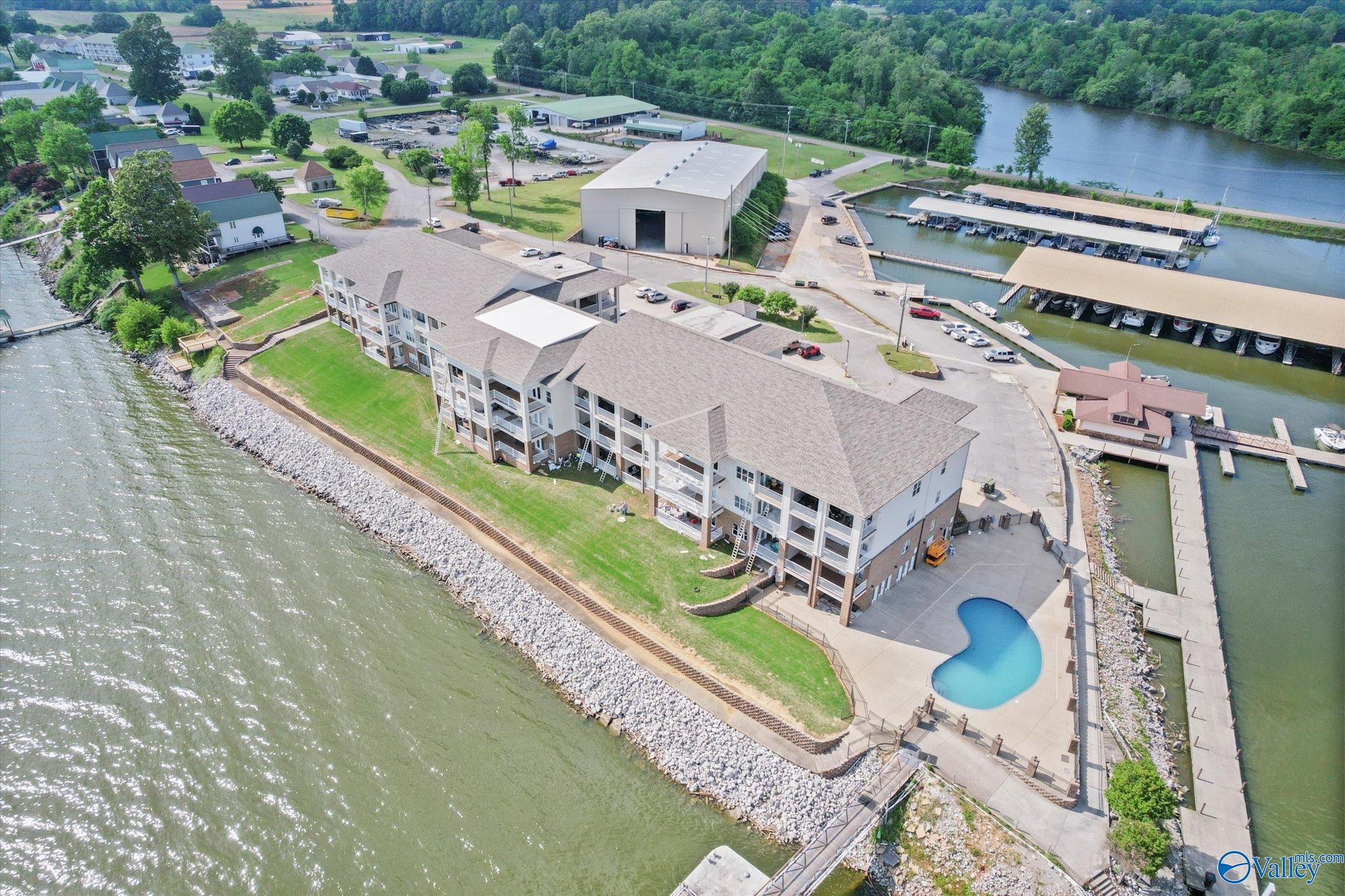 6122 Bay Hill Drive #111, Athens, Alabama image 29