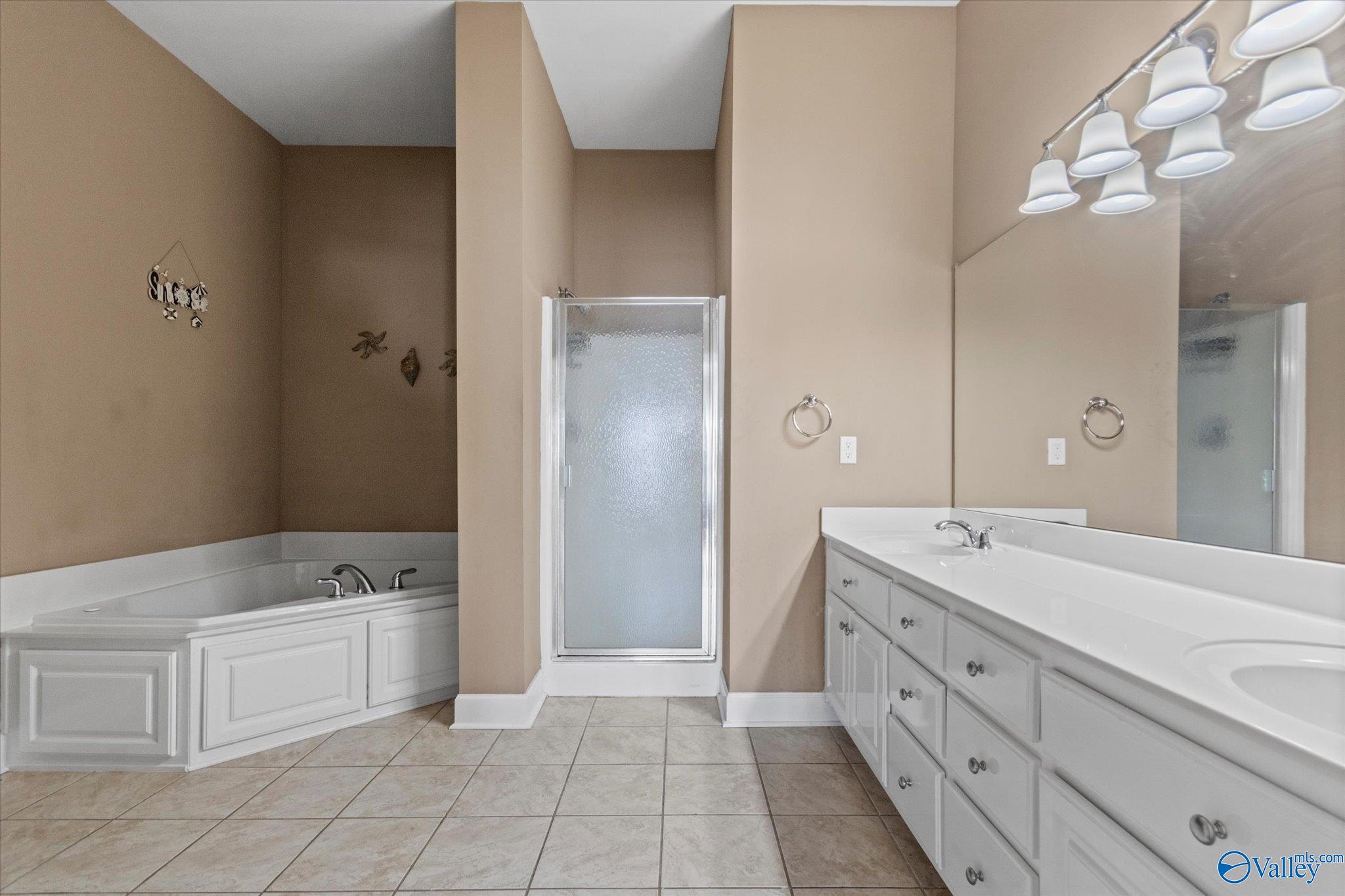 6122 Bay Hill Drive #111, Athens, Alabama image 19