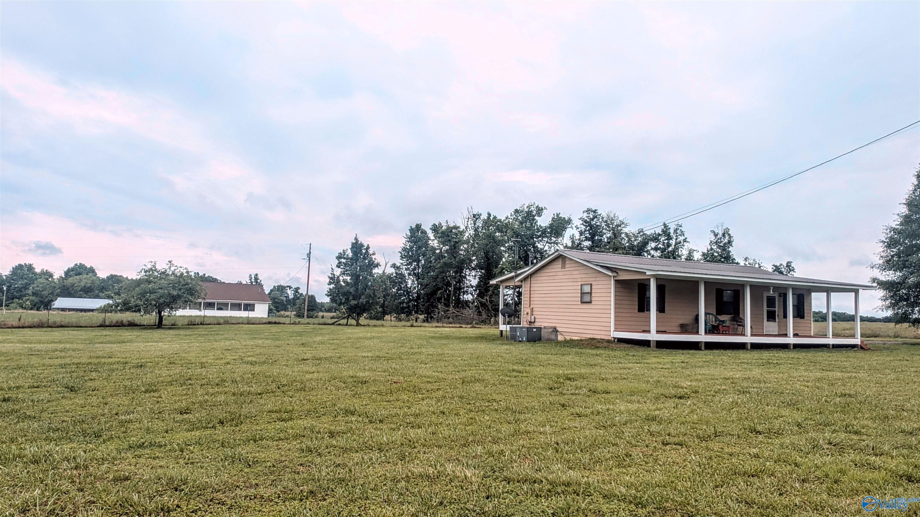 735 Barron Drive, Fyffe, Alabama image 4