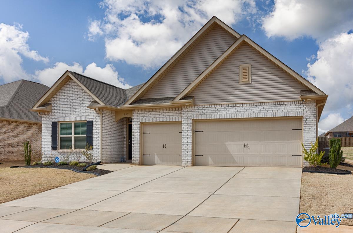 507 Short Row Circle, Madison, Alabama image 2