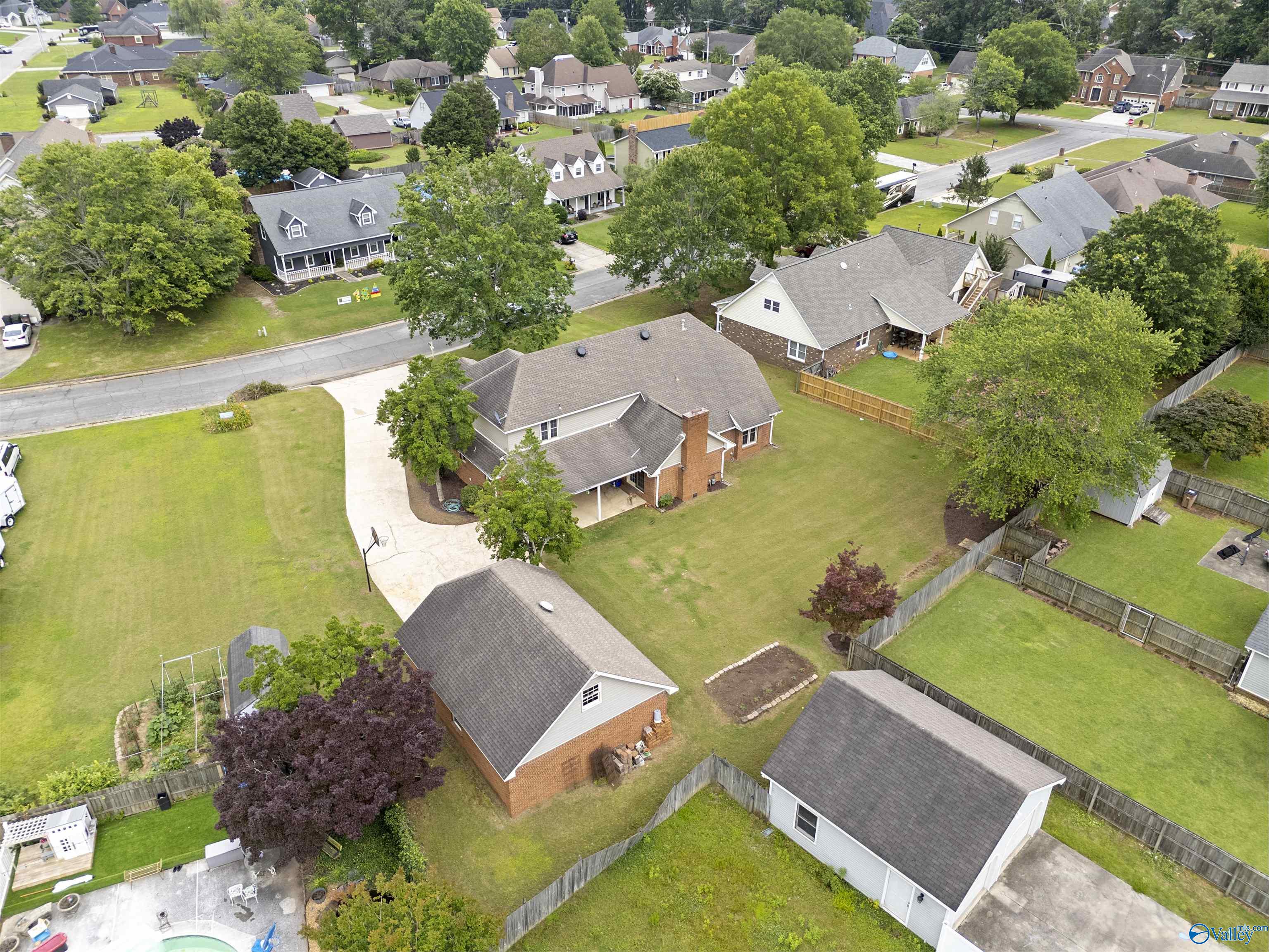 2303 Chatam Avenue, Decatur, Alabama image 42