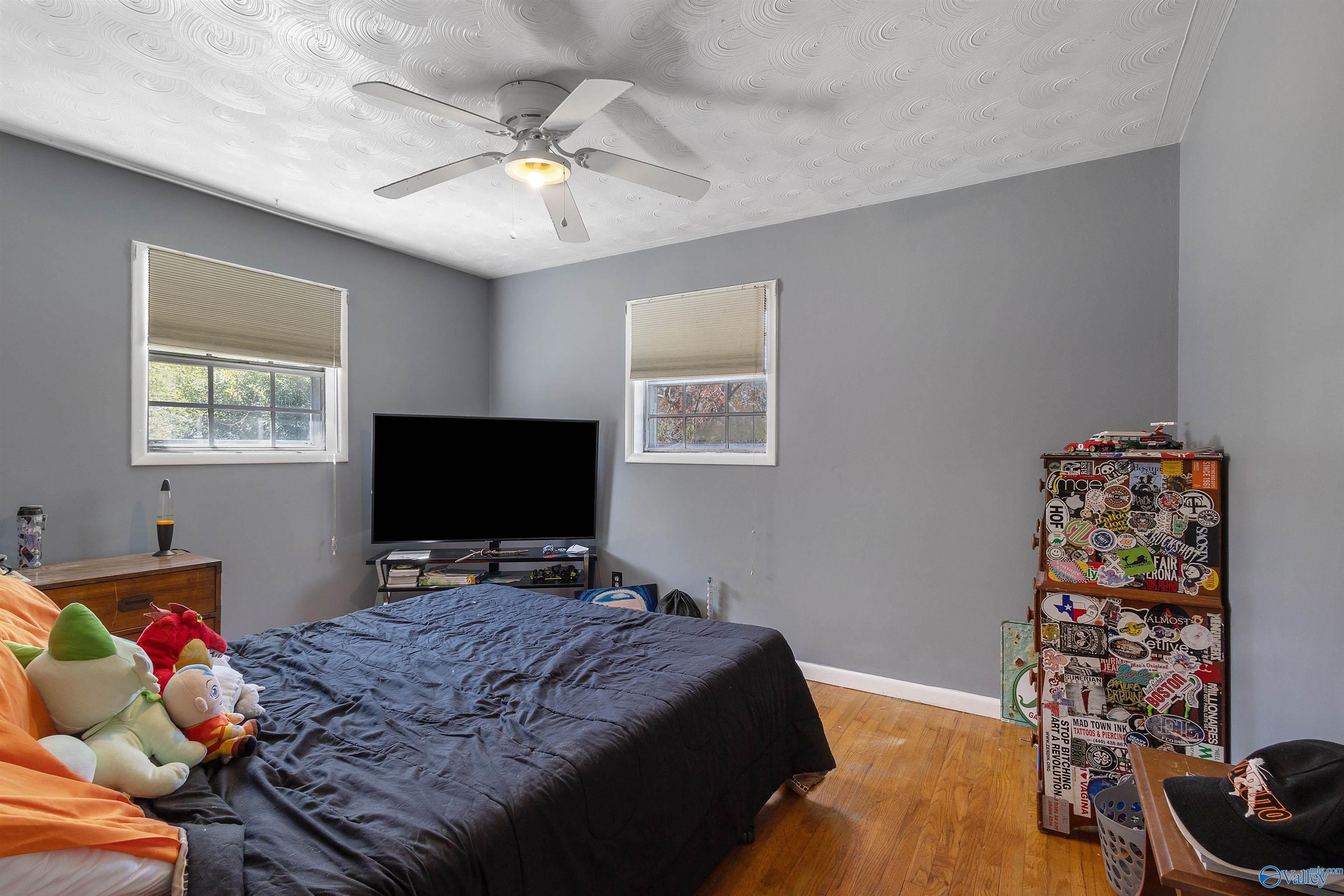 1608 Woodview Drive, Hartselle, Alabama image 13