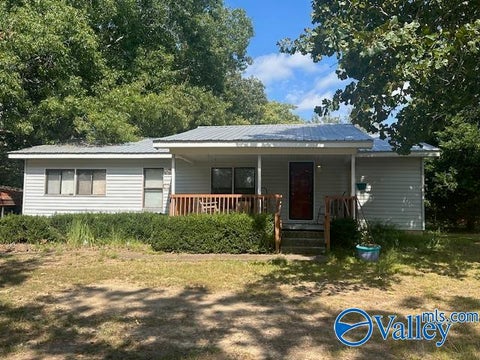 Mobile Home For Sale - 130 Willmon Drive<br/> Marshall County, Scottsboro, AL 35769
