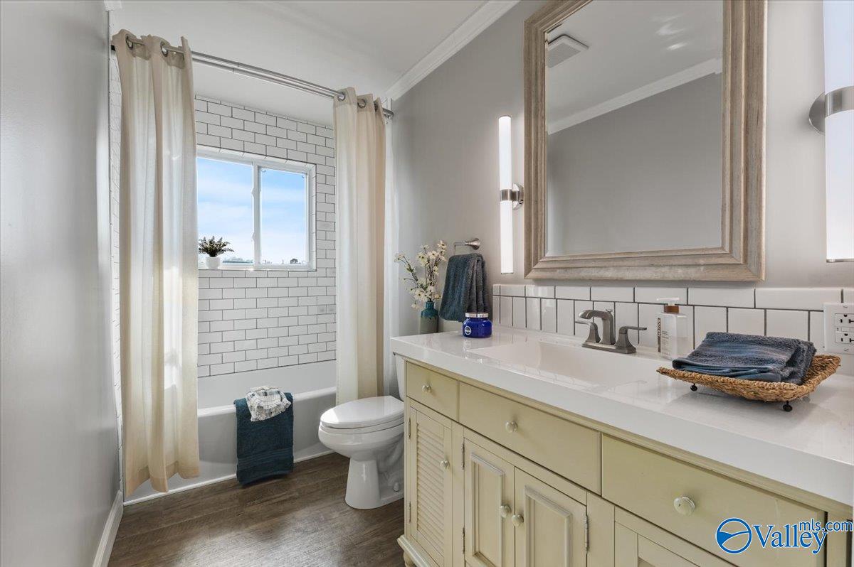 Union Grove, Alabama 35175, United States, 3 Bedrooms Bedrooms, ,2 BathroomsBathrooms,Residential,Active,252125